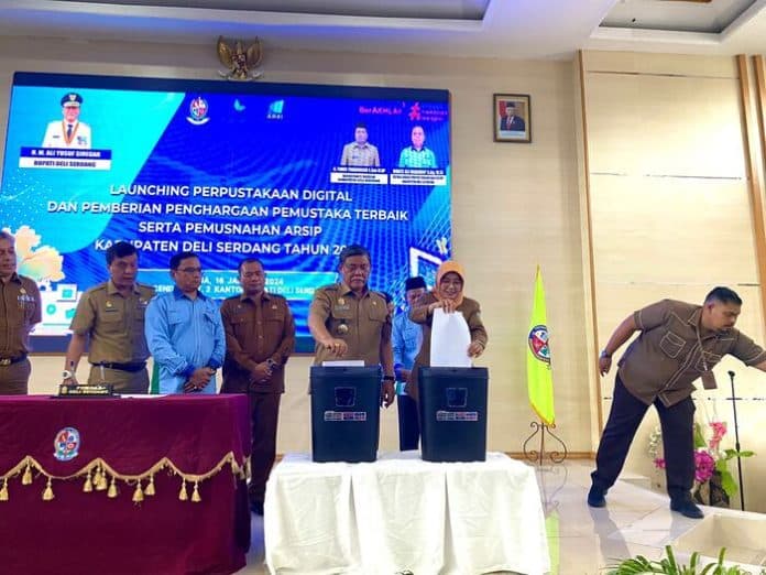 pakai_perpustakaan_digital_pemkab_deliserdang_musnahkan_berkas