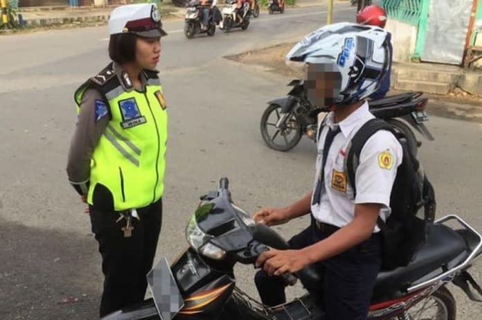 pakar_sebut_keselamatan_anak_di_jalan_raya_harus_disesuaikan_dengan_usianya