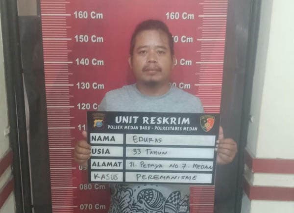 palak_pekerja_showroom_rp50_ribu_pria_ini_dijemput_polisi