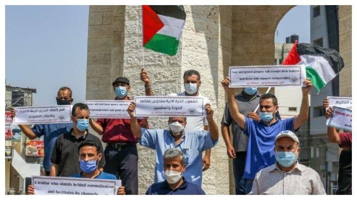 palestina_putuskan_keluar_dari_liga_arab_protes_kesepakatan_barhaen_dan_uea_normalisasi_hubungan_dengan_israel