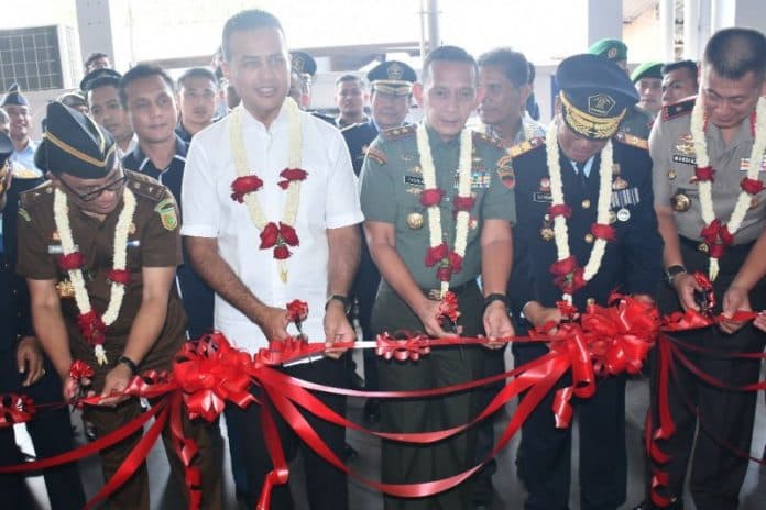 pangdam_ibb_apresiasi_penerbitan_paspor_elektronik_perdana