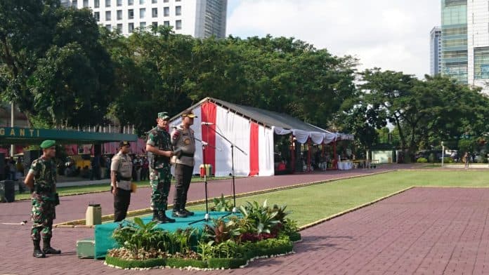 pangdam_ibb_dan_kapoldasu_pimpin_apel_pengamanan_malam_tahun_baru