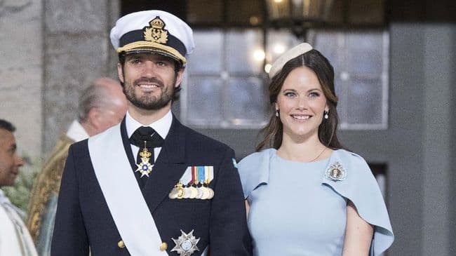 pangeran_swedia_dan_putri_sofia_positif_covid_19