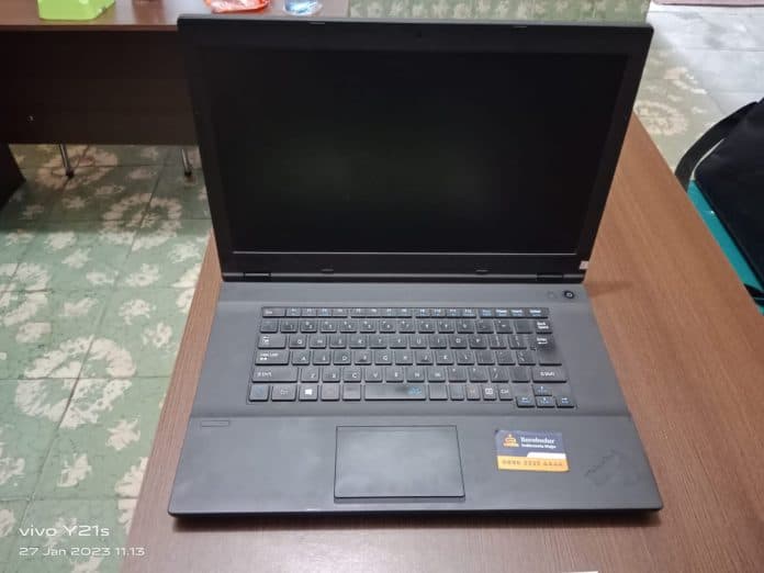 panwaslu_kecamatan_kecewa_laptop_yang_disalurkan_kasek_bawaslu_bermasalah