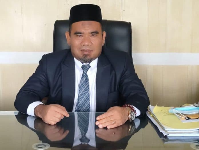 para_remaja_isunya_lakukan_permainan_pukul_sarung_ketua_mui_dairi_nodai_ramadhan