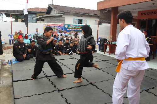 parguruan_dihar_perkenalkan_pencak_silat_simalungun
