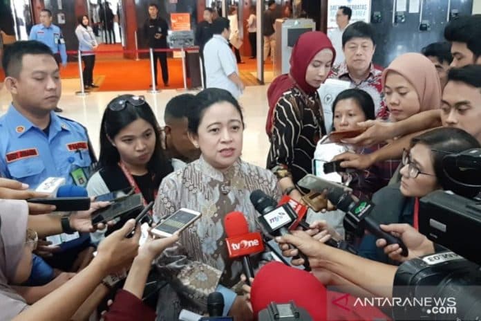 paripurna_sahkan_pembagian_tugas_lima_pimpinan_dpr