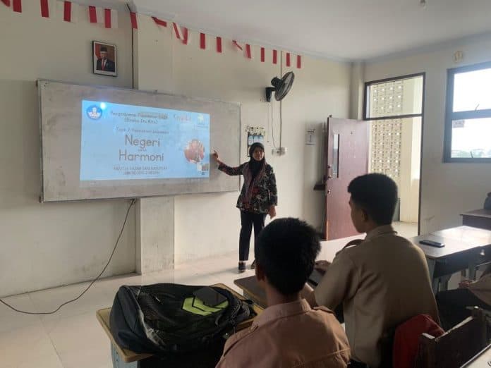 parodi_pendidik_takut_tegur_siswa_samakan_persepsi_antara_guru_dan_orang_tua