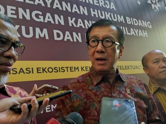 pasal_zina_kuhp_baru_jadi_kekhawatiran_asing_ini_penjelasan_menkumham
