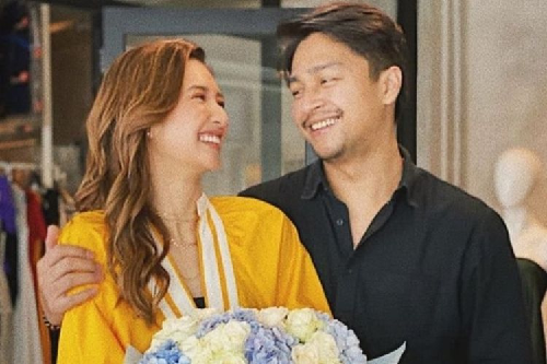 pasangan_deva_mahenra_dan_mikha_tambayong_rayakan_lebaran_perdana