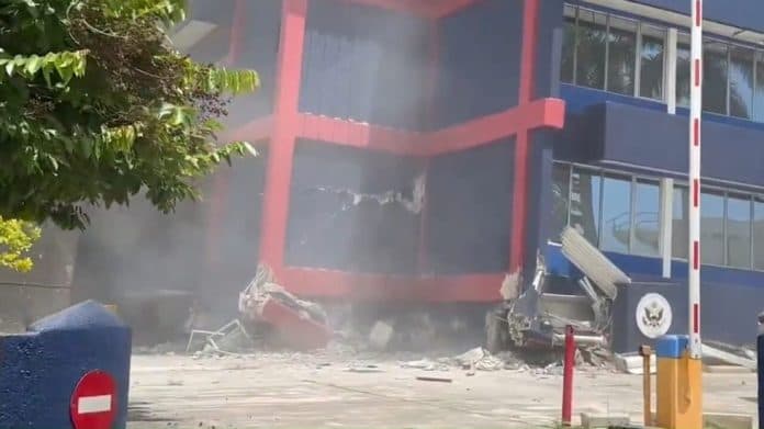 pasca_gempa_berkekuatan_73_magnitudo_kemenlu_terus_hubungi_wni_di_vanuatu