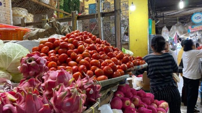 pasca_idul_adha_2024_harga_tomat_merosot_di_medan