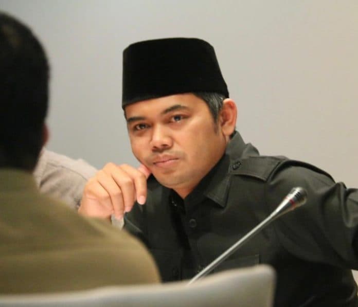 pasca_kenaikan_bbm_anggota_dprd_sumut_minta_pemda_gelar_operasi_pasar_murah