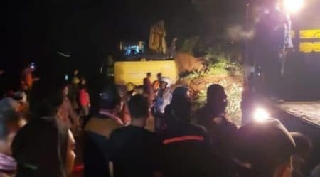 pasca_longsor_jalan_medan_brastagi_km_50_desa_bandar_baru_masih_ditutup