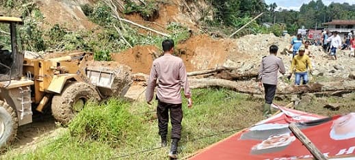pasca_longsor_jalinsum_di_taput_sudah_bisa_digunakan