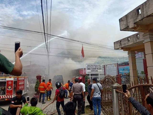 pasca_pembakaran_rutan_kabanjahe_polisi_tetapkan_4_dalang_kerusuhan