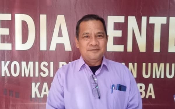 paslon_poltak_anugerah_resmi_ajukan_surat_perselisihan_pilkada_toba_ke_mk