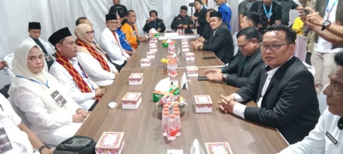 paslon_wali_kota_tebing_tinggi_basyaruddin_erlin_daftar_ke_kpu