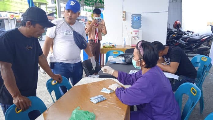 pastikan_mudik_lebaran_aman_polres_siantar_tes_urine_pengemudi_akap