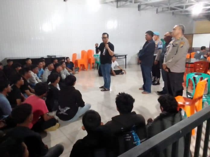 patroli_presisi_polresta_deli_serdang_amankan_puluhan_remaja_pesta_miras