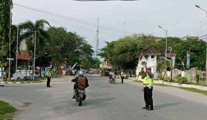 patroli_sore_sat_lantas_tanjung_balai_cegah_laka_lantas_dan_kemacetan