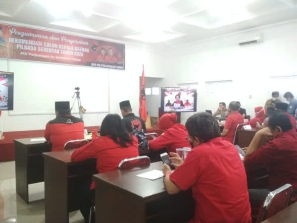 pdi_perjuangan_umumkan_paslon_di_siantar_dan_sergai