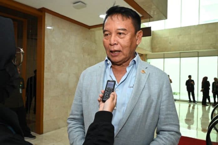 pdip_sindir_jokowi_yang_aktif_kampanye_di_pilkada_serentak_2024