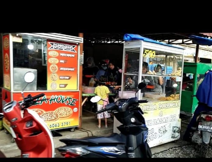 pedagang_takjil_di_marendal_pembeli_tak_seramai_tahun_sebelumnya