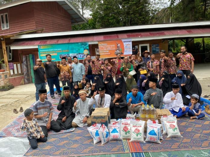 peduli_anak_yatim_fbi_dpc_karo_berikan_sembako_ke_panti_asuhan_hidayatullah