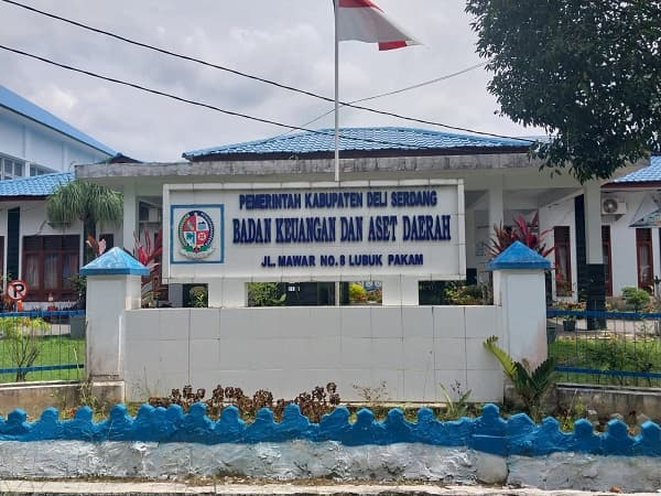 pegawai_honor_pemkab_deli_serdang_kecewa_tidak_dapat_thr