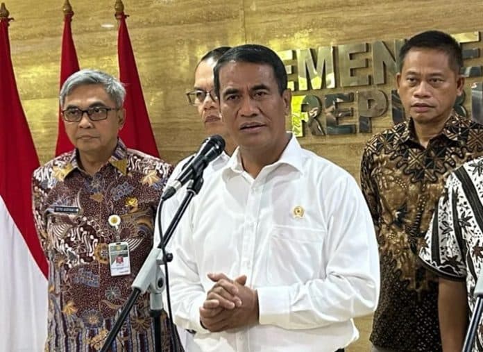 pegawai_kementan_diberi_peringatan_agar_tak_tergoda_komisi_dari_pengusaha