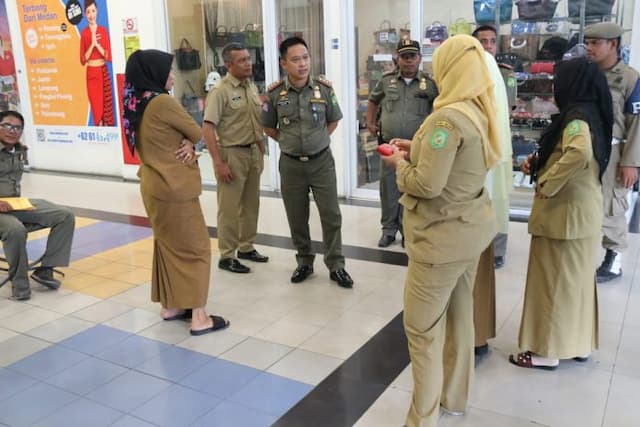 pegawai_pemko_medan_diciduk_saat_keluyuran_di_jam_kerja