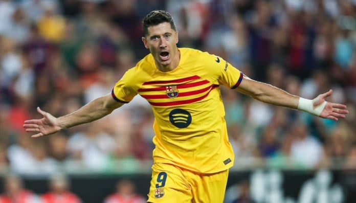 pekan_pertama_la_liga_barcelona_menang_dari_valencia_berkat_brace_lewandowski