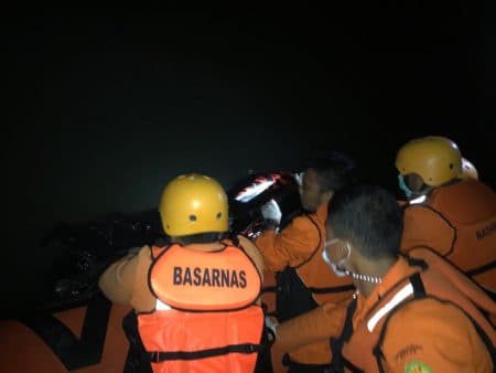 pekerja_bongkar_muat_pelabuhan_belawan_yang_jatuh_ke_laut_ditemukan_tewas