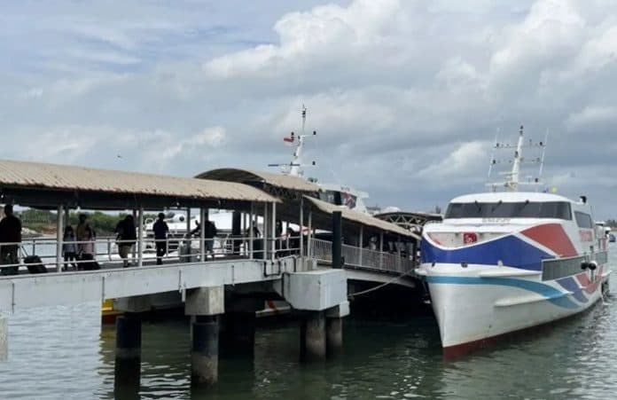 pelabuhan_ferry_batam_tambah_2_trip_untuk_tujuan_malaysia_di_momen_nataru