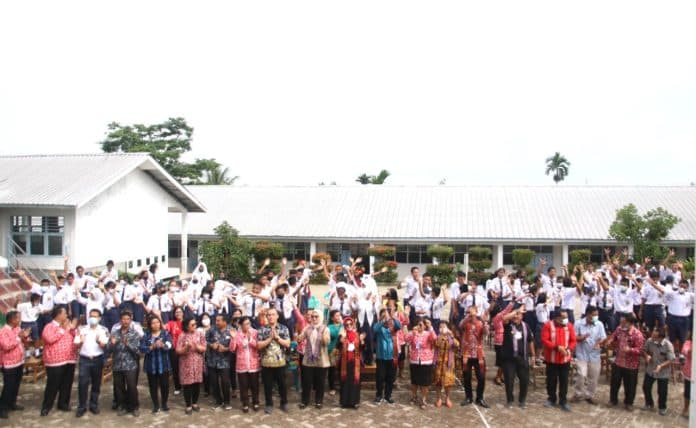 pelajar_smpn_11_dapat_pengarahan_p4gn_dari_wali_kota_pematang_siantar