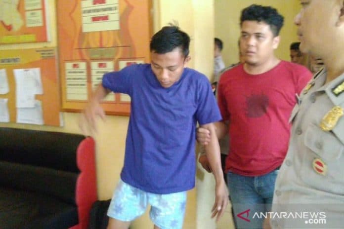 pelaku_curanmor_lawan_polisi_pakai_senpi_mainan