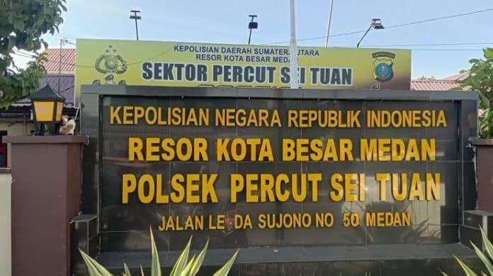 pelaku_pembakar_warga_di_percut_sei_tuan_melarikan_diri_ke_luar_kota_diburu_polisi