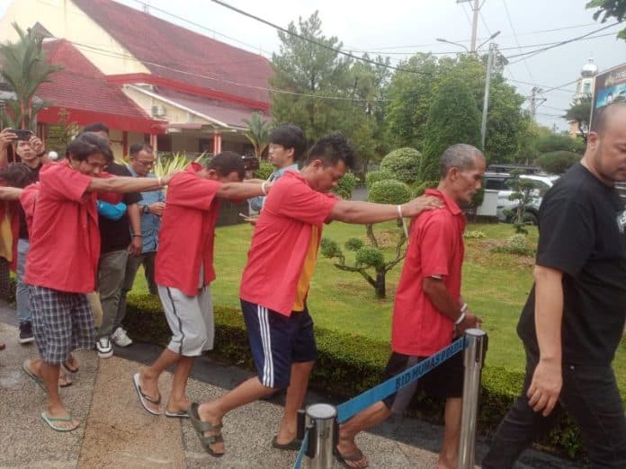 pelaku_penadah_sawit_di_simalungun_tampung_20_ton_sawit_seminggu
