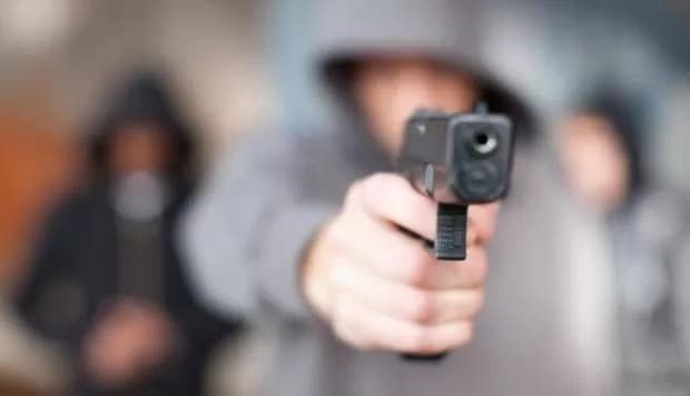 pelaku_penembakan_di_kentucky_masih_diburu_polisi