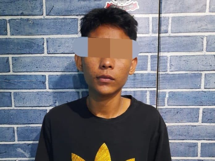 pelaku_penusukan_di_tebing_tinggi_tak_berkutik_saat_dibekuk