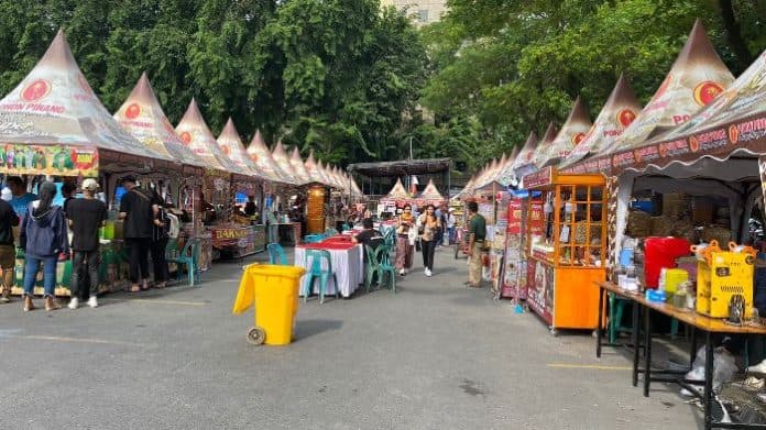 pelaku_umkm_keluhkan_harga_stand_bazar_yang_tinggi