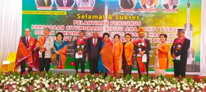 pelantikan_ketua_dpc_pssab_dairi_periode_2022_2027_meriah_rudy_harto_siringoringo_pomparan_pssab_harus_menyatu