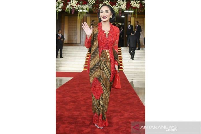 pelantikan_presiden_siapa_yang_memiliki_gaya_terbaik