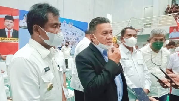 pelatda_cabang_gulat_untuk_pon_2024_dibuka_di_gor_binjai