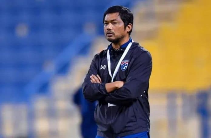 pelatih_timnas_thailand_minta_maaf_dan_akui_kesalahan