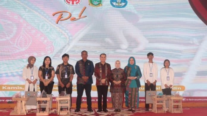 pelatihan_tekun_tenun_bidik_pasar_global_dekranasda_dorong_inovasi_pengrajin_sergai