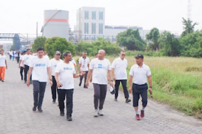 pelindo_grup_wilayah_medan_gelar_jalan_sehat_bersama