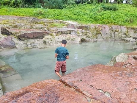 pemandian_mata_air_batangio_objek_wisata_alam_alternatif_di_tanah_jawa