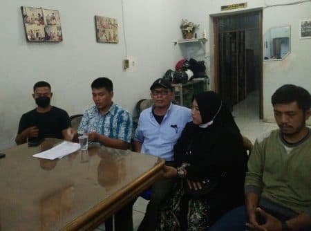 pemanggilan_mantan_juara_tinju_dunia_dan_keluarga_dinilai_tak_sesuai_sop